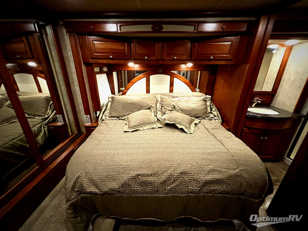2016 Winnebago Journey 38P Photo 18