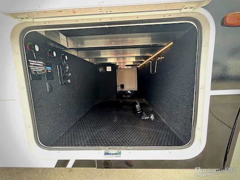 2025 Brinkley Model Z Air 297 RV Photo 4