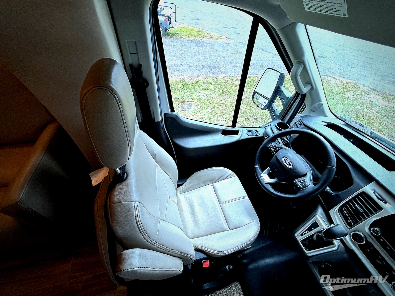 2022 Thor Compass AWD 23TE Photo 7