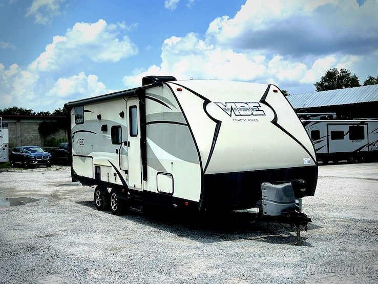 2016 Forest River Vibe Extreme Lite 250BHS RV Photo 1