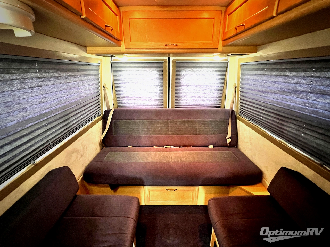 2005 Pleasure-Way Dodge Plateau Plateau TS Photo 17