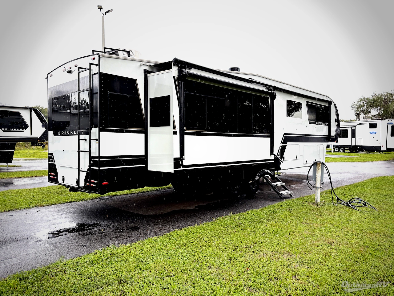 2025 Brinkley Model Z 3610 Photo 2