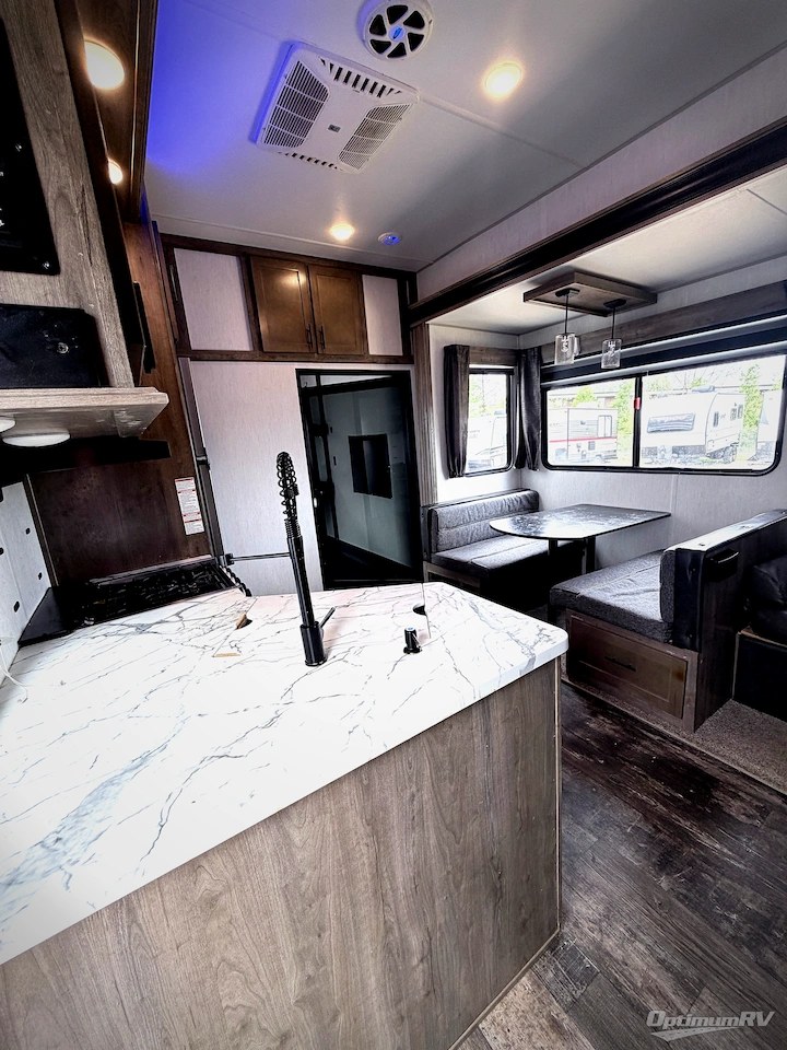 2021 Forest River Cherokee Wolf Pack 315PACK12 Photo 10