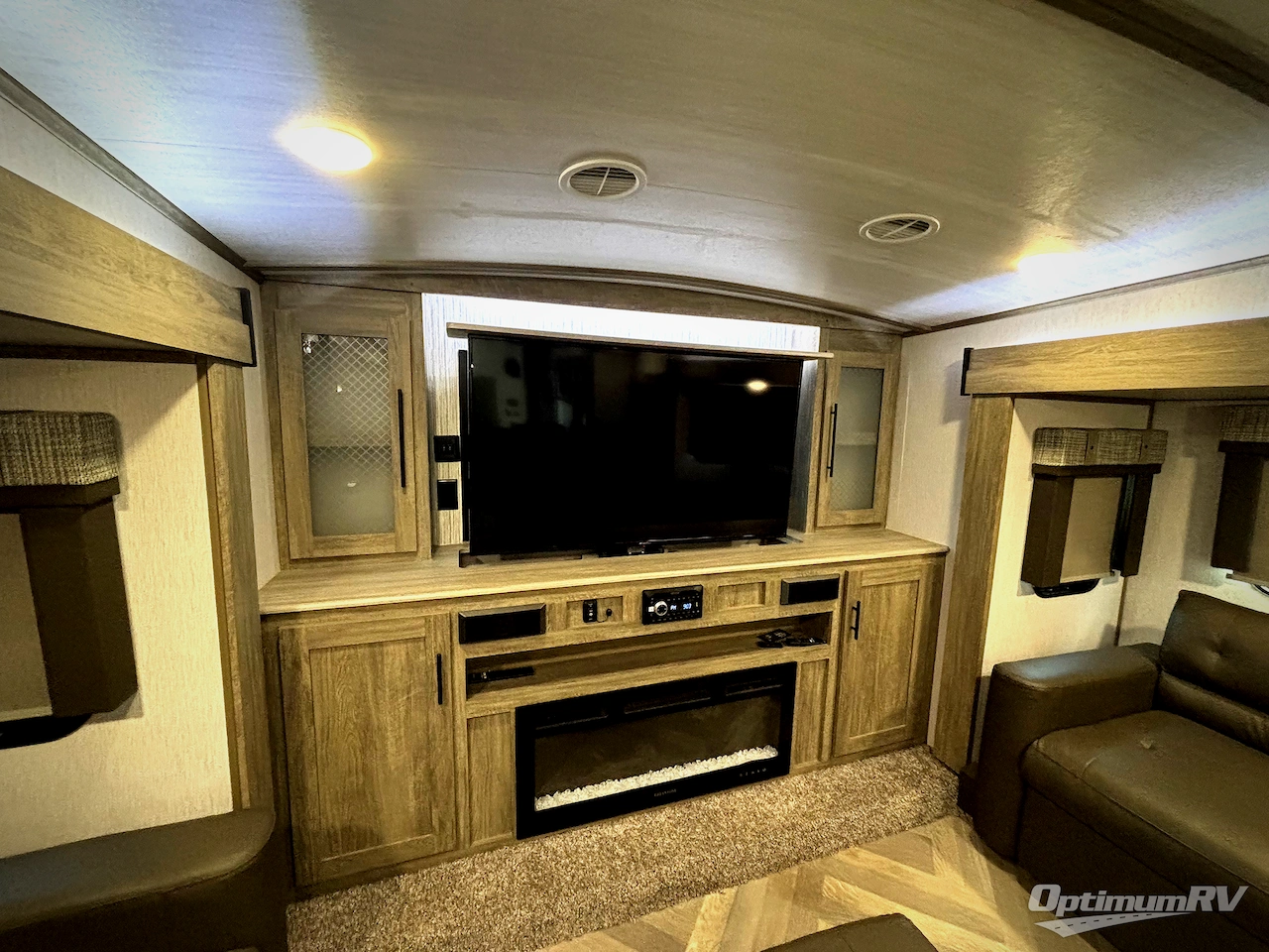 2022 Forest River Wildwood Heritage Glen Elite Series 36FL Photo 11