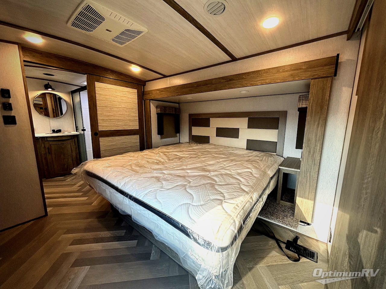 2022 Forest River Wildwood Heritage Glen Elite Series 36FL Photo 21