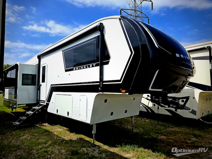 2025 Brinkley Model Z 3300 RV Photo 1