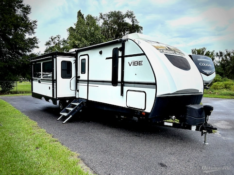 Used 2021 Forest River RV Vibe 28RL Featured Photo