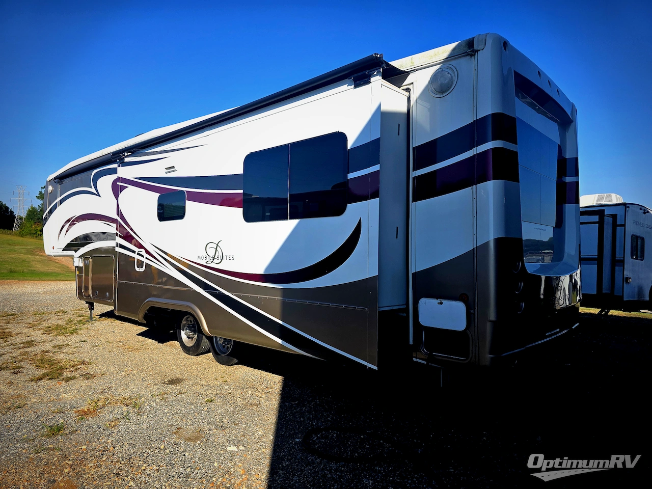 2014 DRV Luxury Suites Mobile Suites 38SKSB3 Photo 3