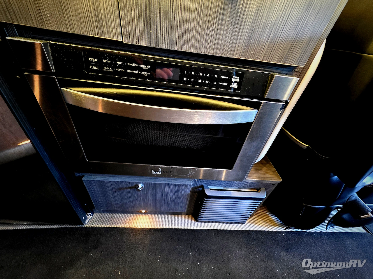 2020 Airstream Interstate Lounge EXT Std. Model Photo 12