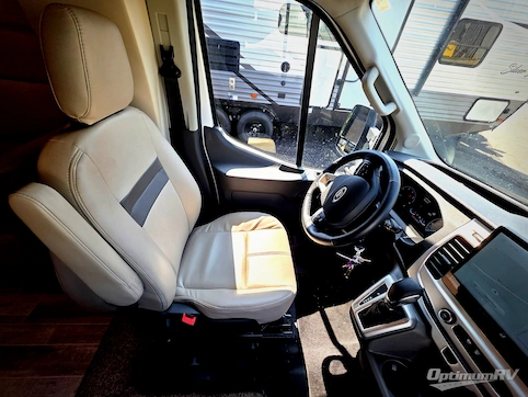 2023 Thor Compass AWD 23TE RV Photo 2