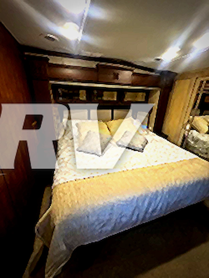 2014 DRV Luxury Suites Mobile Suites Estates 38RSSA Photo 14