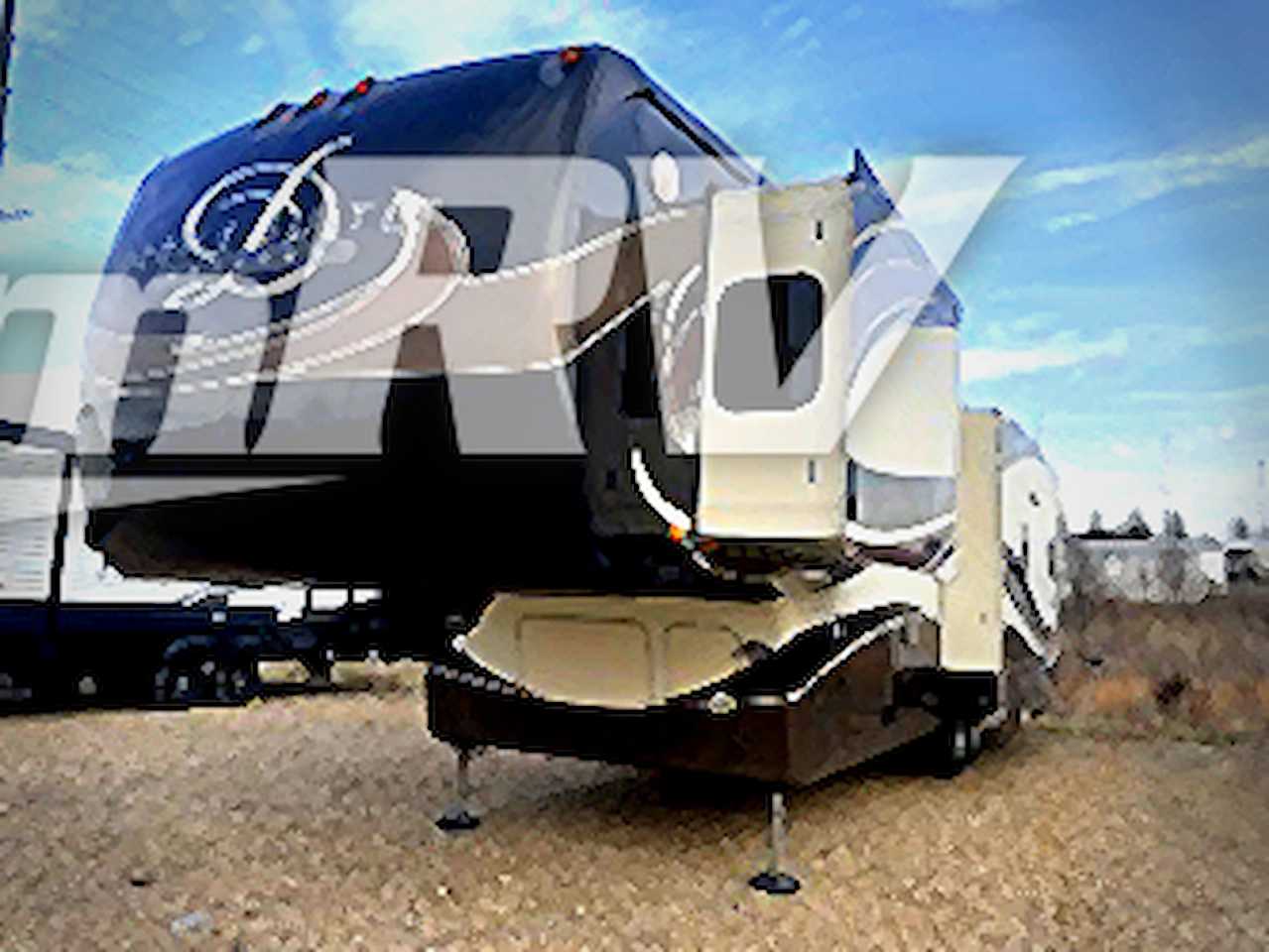 2014 DRV Luxury Suites Mobile Suites Estates 38RSSA Photo 4