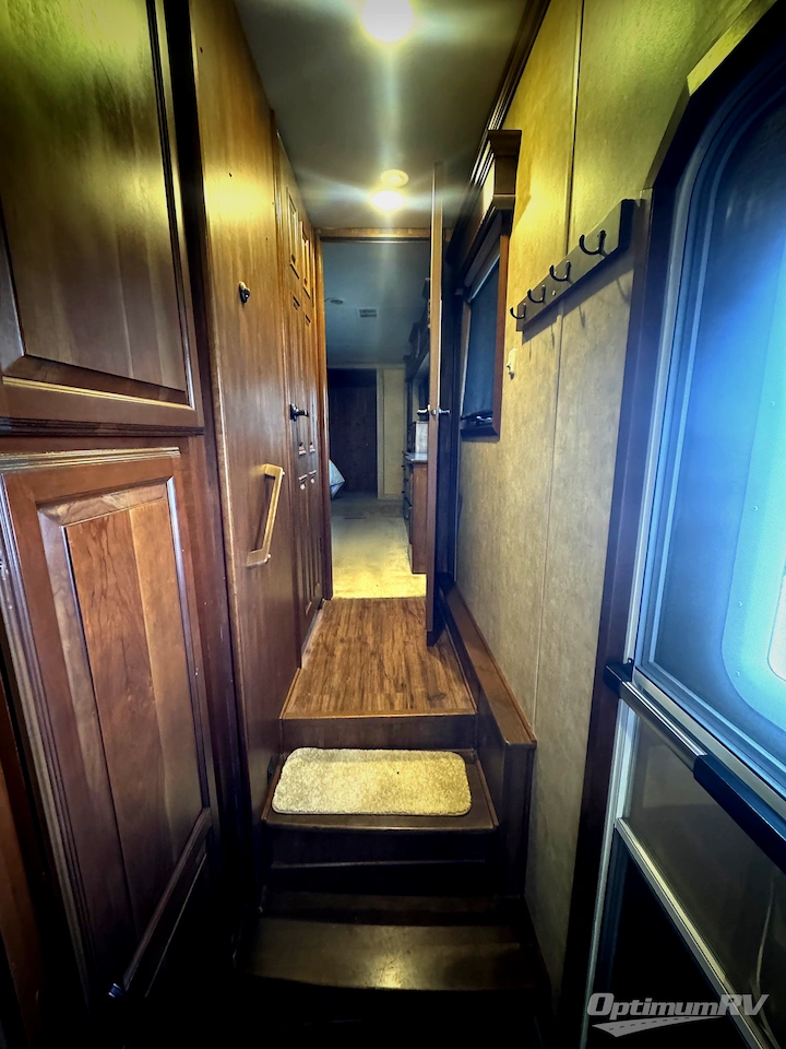 2014 DRV Luxury Suites Mobile Suites Estates 38RSSA Photo 10