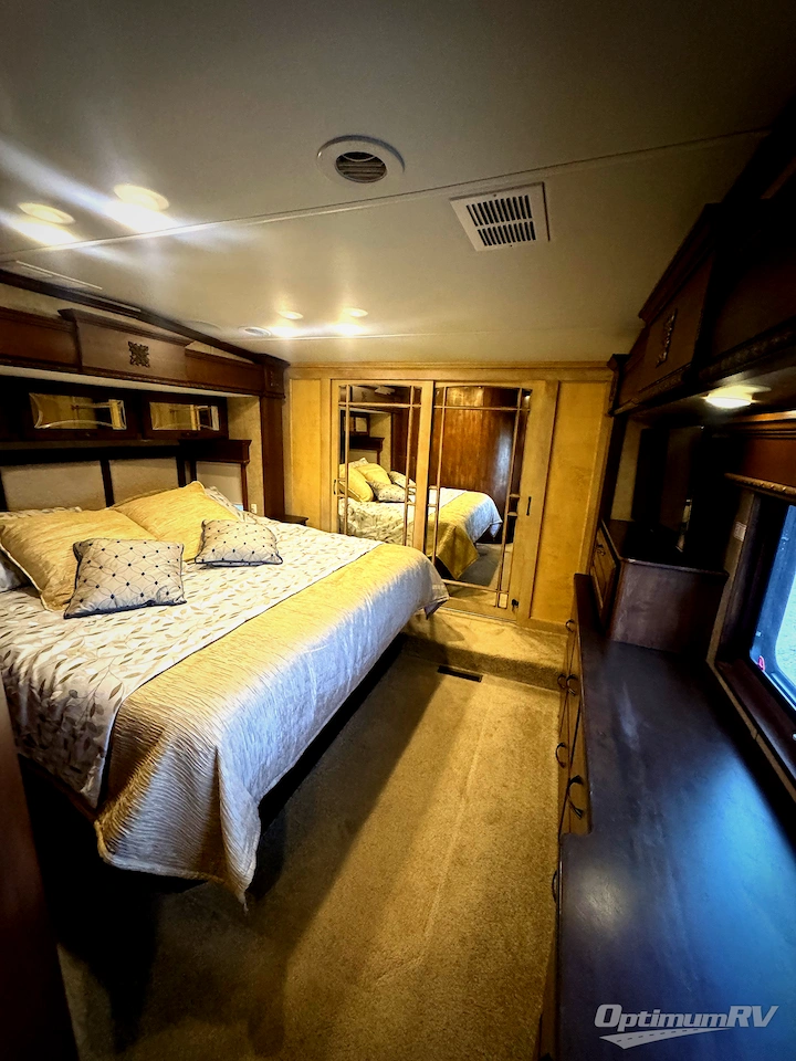 2014 DRV Luxury Suites Mobile Suites Estates 38RSSA Photo 13