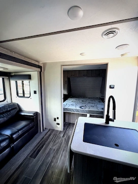 2021 Keystone Passport SL 282QB RV Photo 4