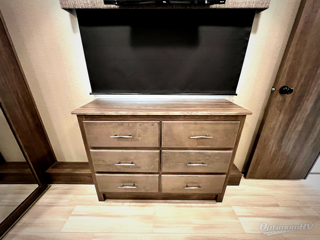 2022 Grand Design Solitude S-Class 3950BH Photo 28