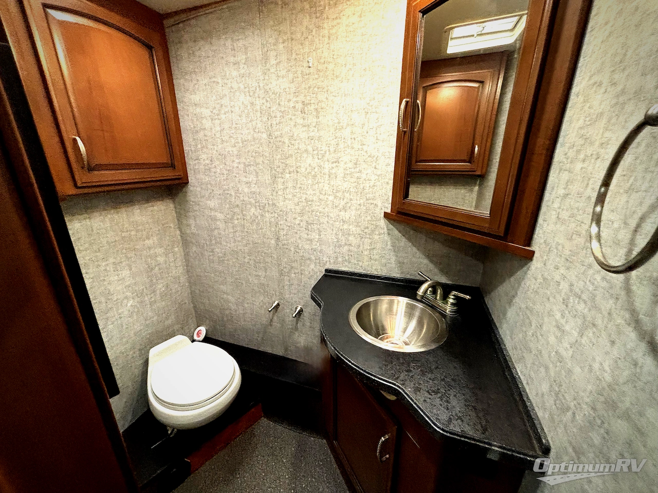 2014 Fleetwood Terra 34E Photo 14