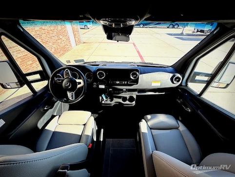 2024 Leisure Travel Unity U24MBL RV Photo 3