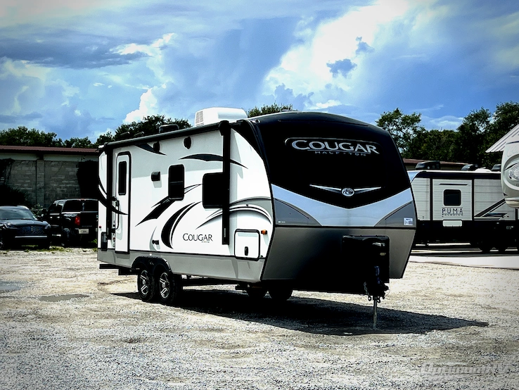 2021 Keystone Cougar Half-Ton 22RBS RV Photo 1