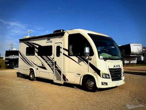 Used 2022 Thor Axis 24.3 Featured Photo