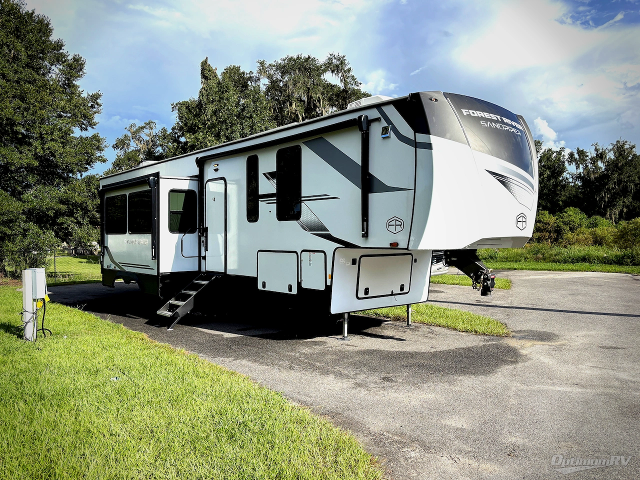 2025 Forest River Sandpiper 3880BH Photo 1