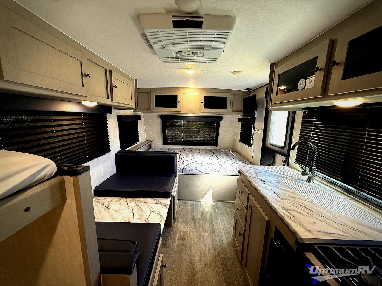 2025 Coachmen Apex Nano 185BH Photo 6