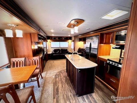 2016 Prime Time LaCrosse 321MBT RV Photo 2