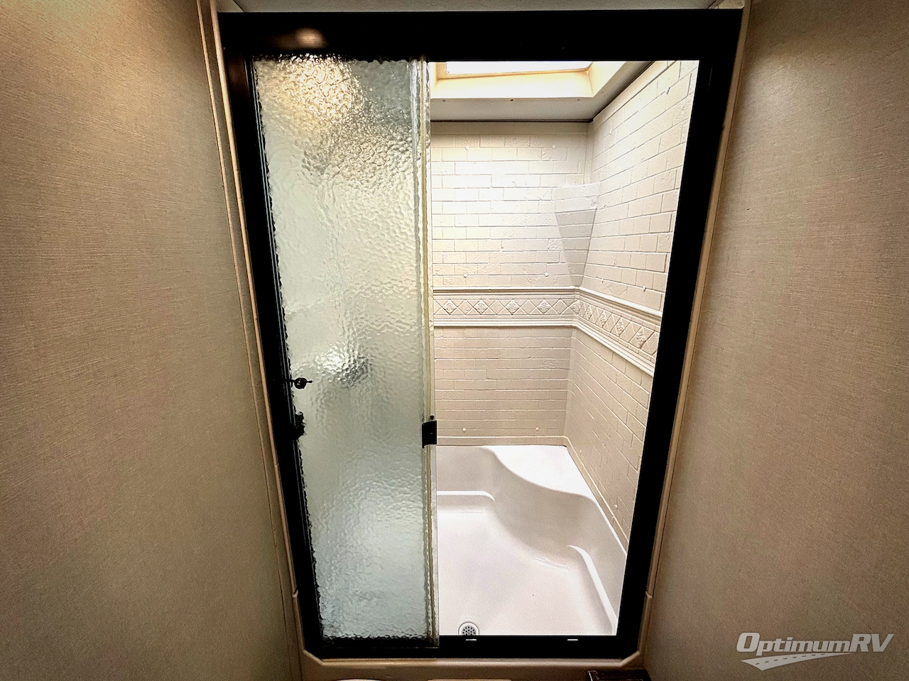 2021 Prime Time Tracer 24DBS Photo 14