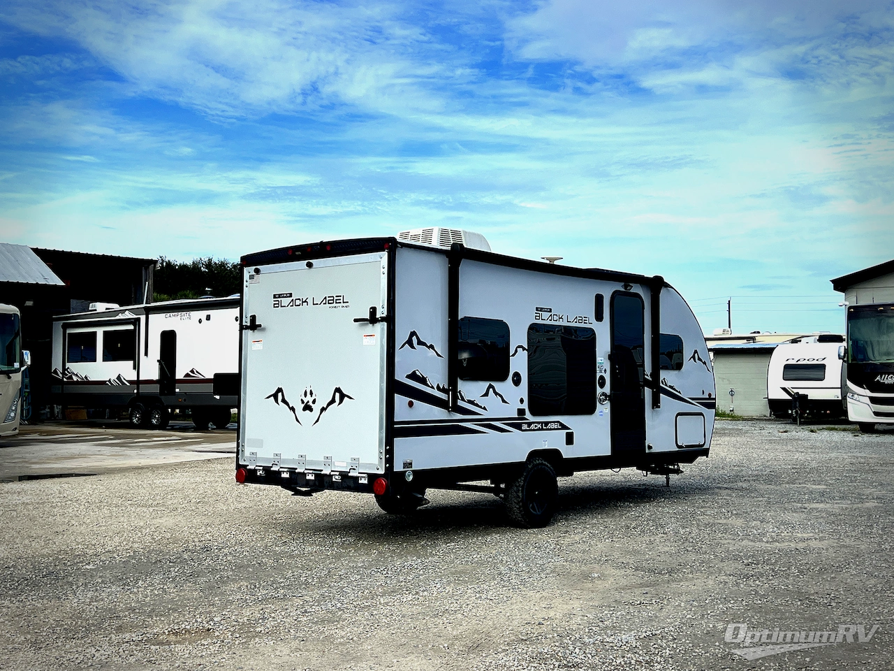 2023 Forest River Cherokee Wolf Pup Black Label 18RJBBL Photo 2