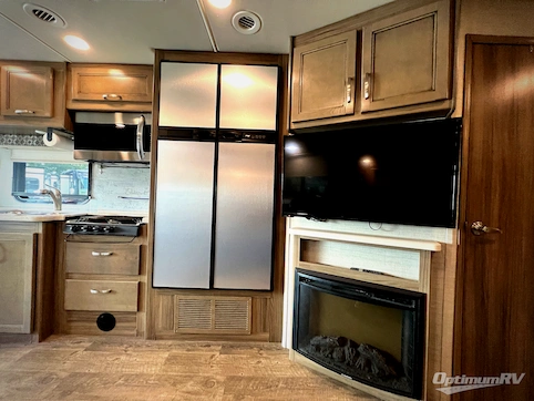 2018 Jayco Precept 33U RV Photo 3