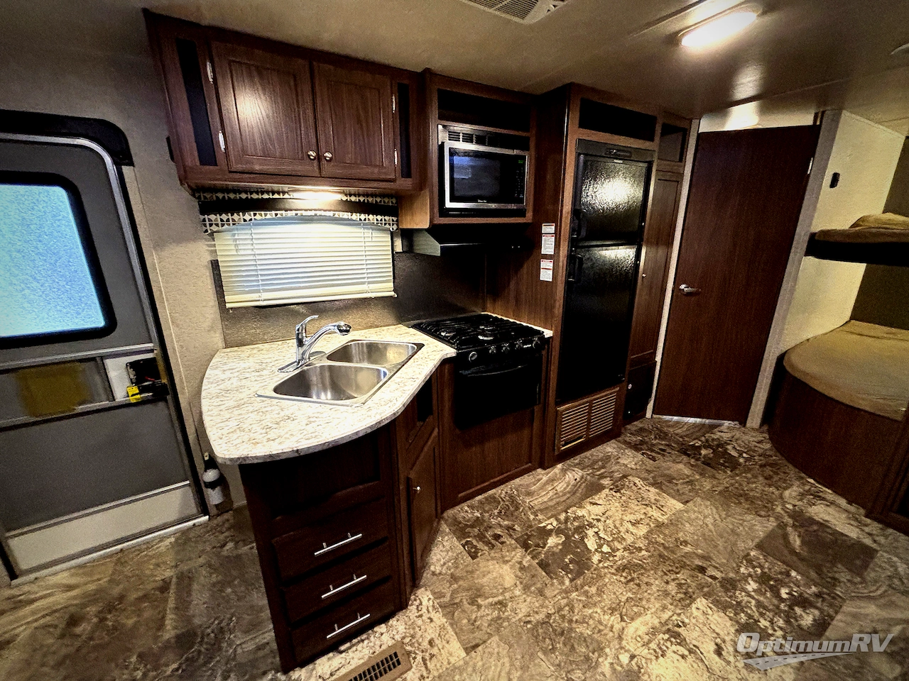 2018 Heartland Pioneer BH 270 Photo 8