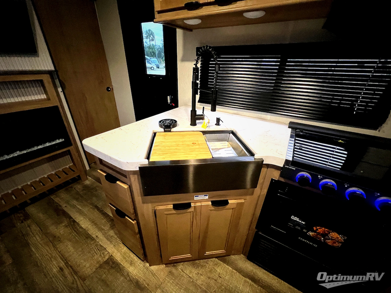 2024 Forest River Cherokee Grey Wolf 23DBH Photo 9