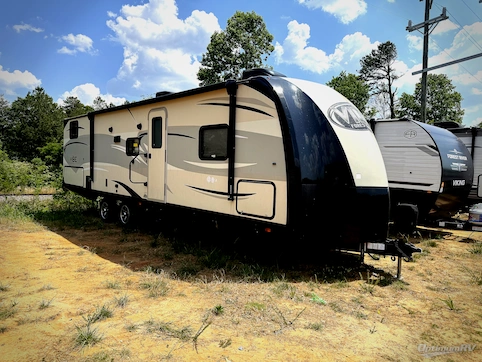 Used 2017 Forest River Vibe 272BHS Featured Photo