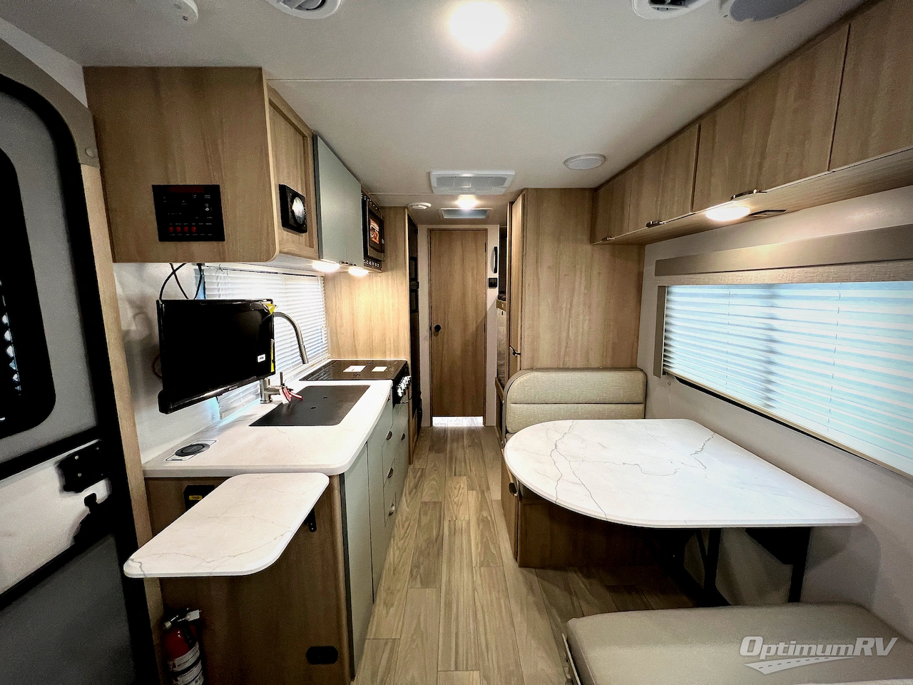 2024 Winnebago Towables Micro Minnie 1800BH Photo 5