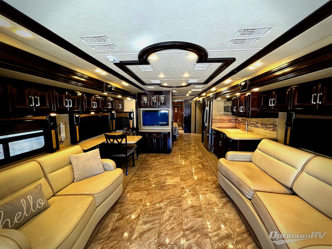 2014 American Coach American Revolution 42T Photo 4