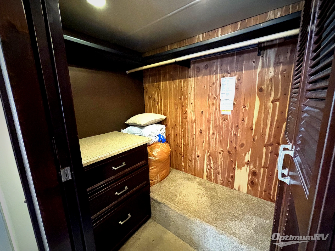 2014 American Coach American Revolution 42T Photo 14