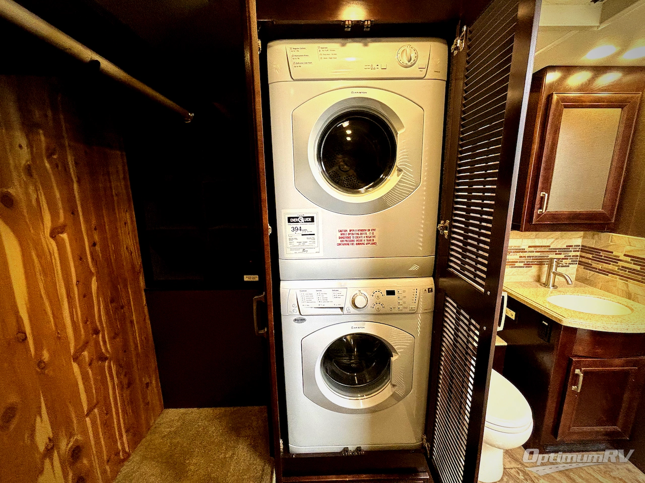 2014 American Coach American Revolution 42T Photo 15