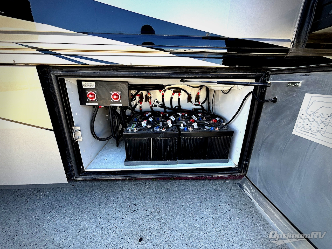 2014 American Coach American Revolution 42T Photo 27