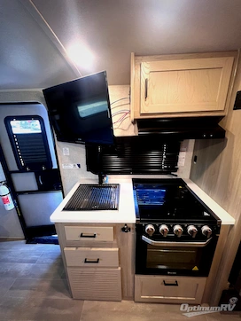 2023 Forest River Rockwood GEO Pro G20FBS RV Photo 3
