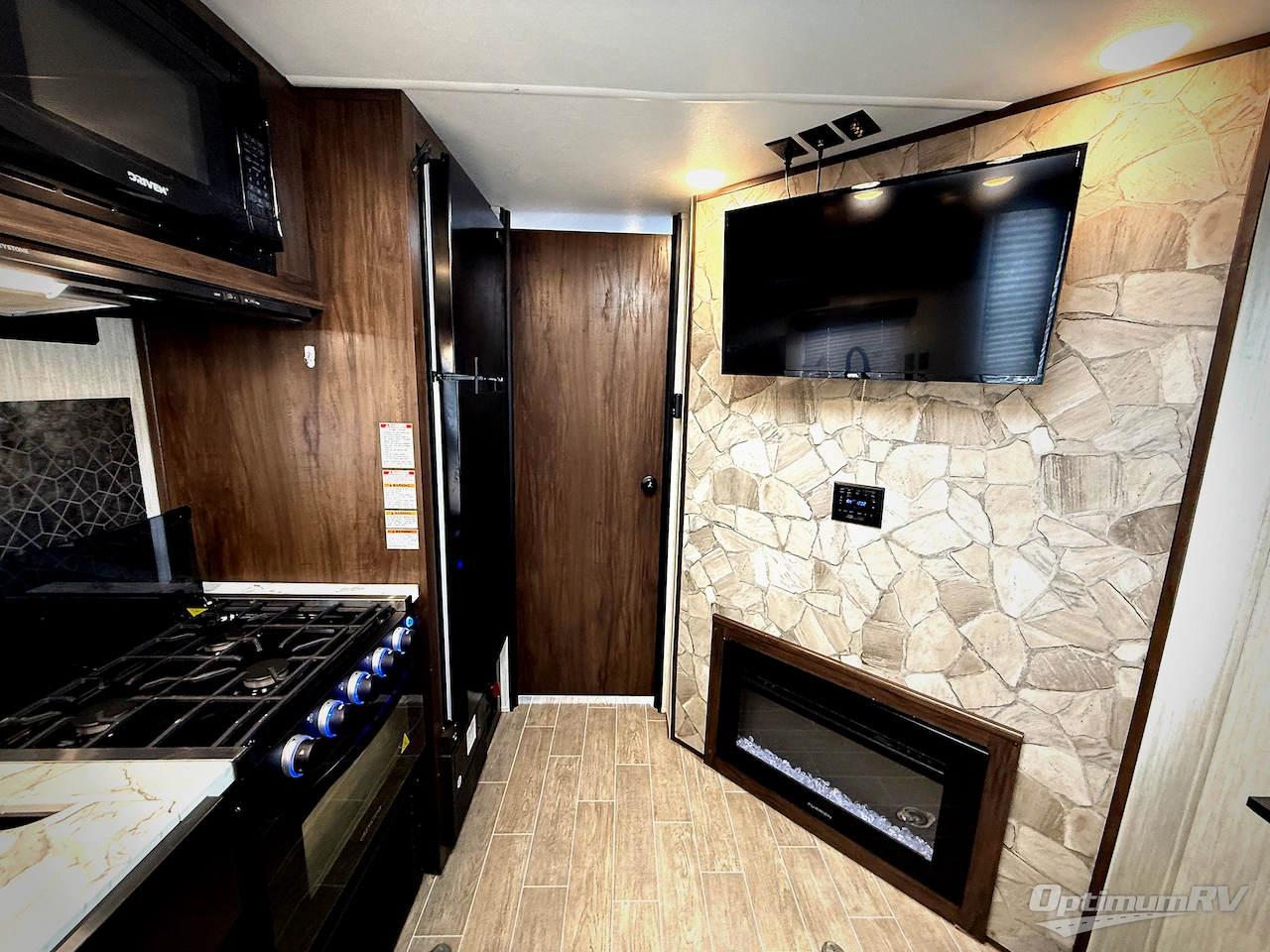 2021 Forest River Cherokee Grey Wolf 26MBRR Photo 14