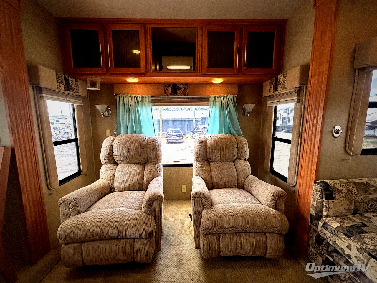 2011 NuWa HitchHiker Discover America 300 FK Photo 16