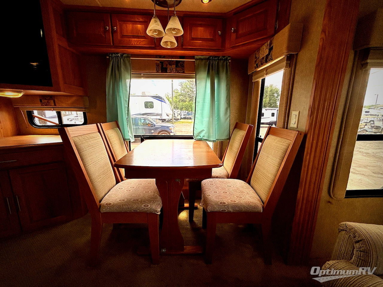2011 NuWa HitchHiker Discover America 300 FK Photo 17