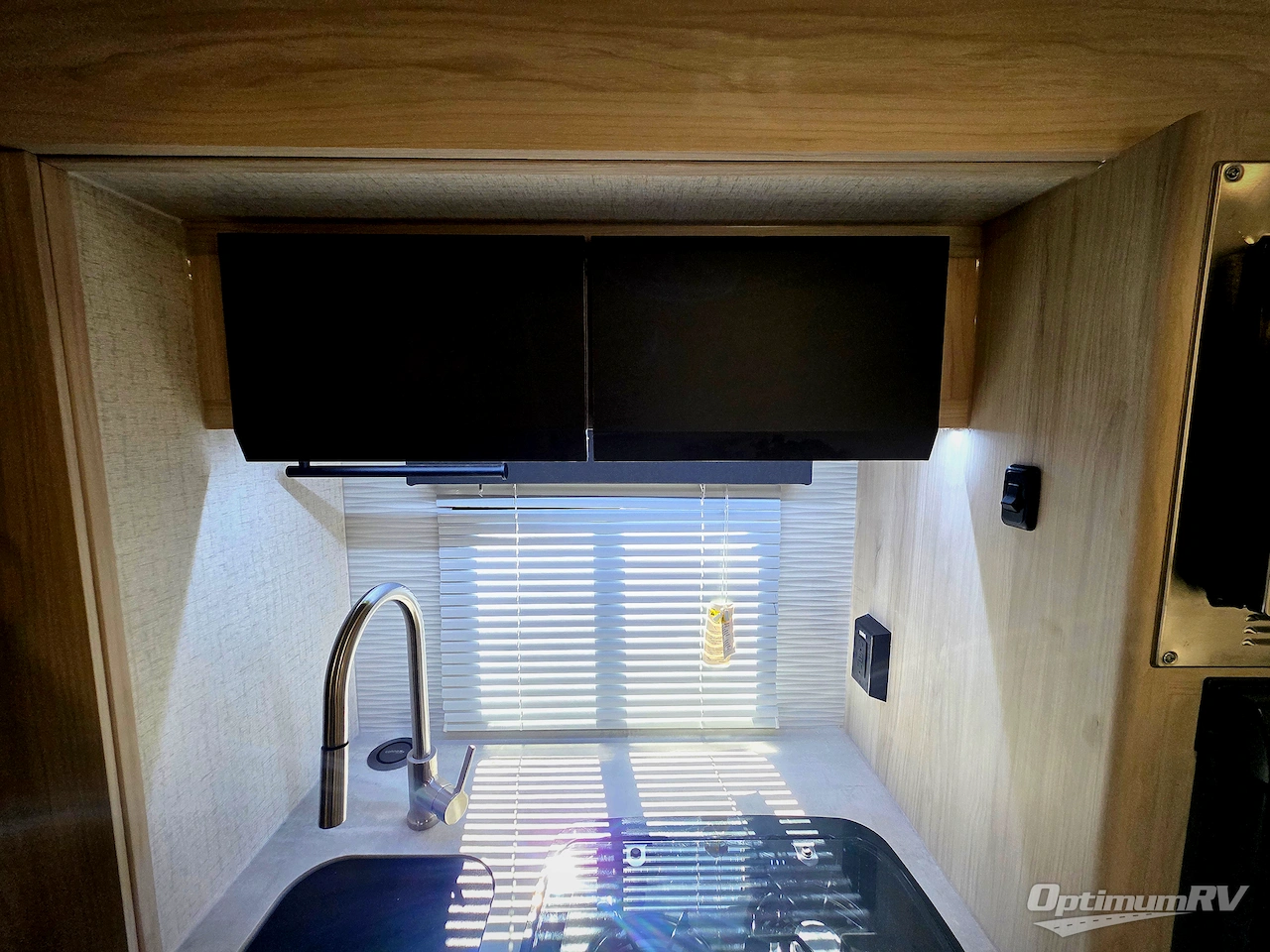 2022 Winnebago Towables Hike H170S Photo 9