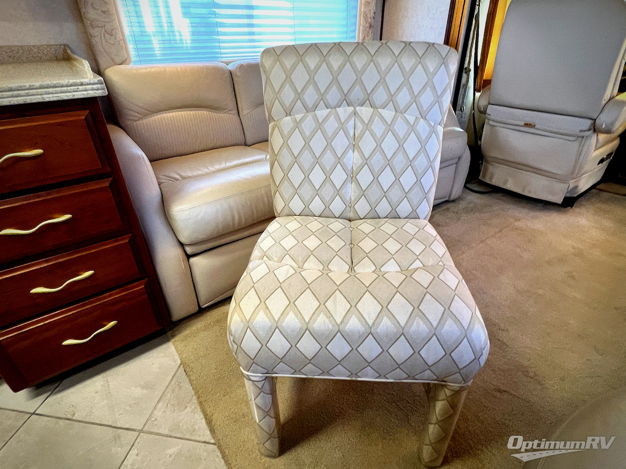 2001 American Coach American Eagle 40EQS Photo 26