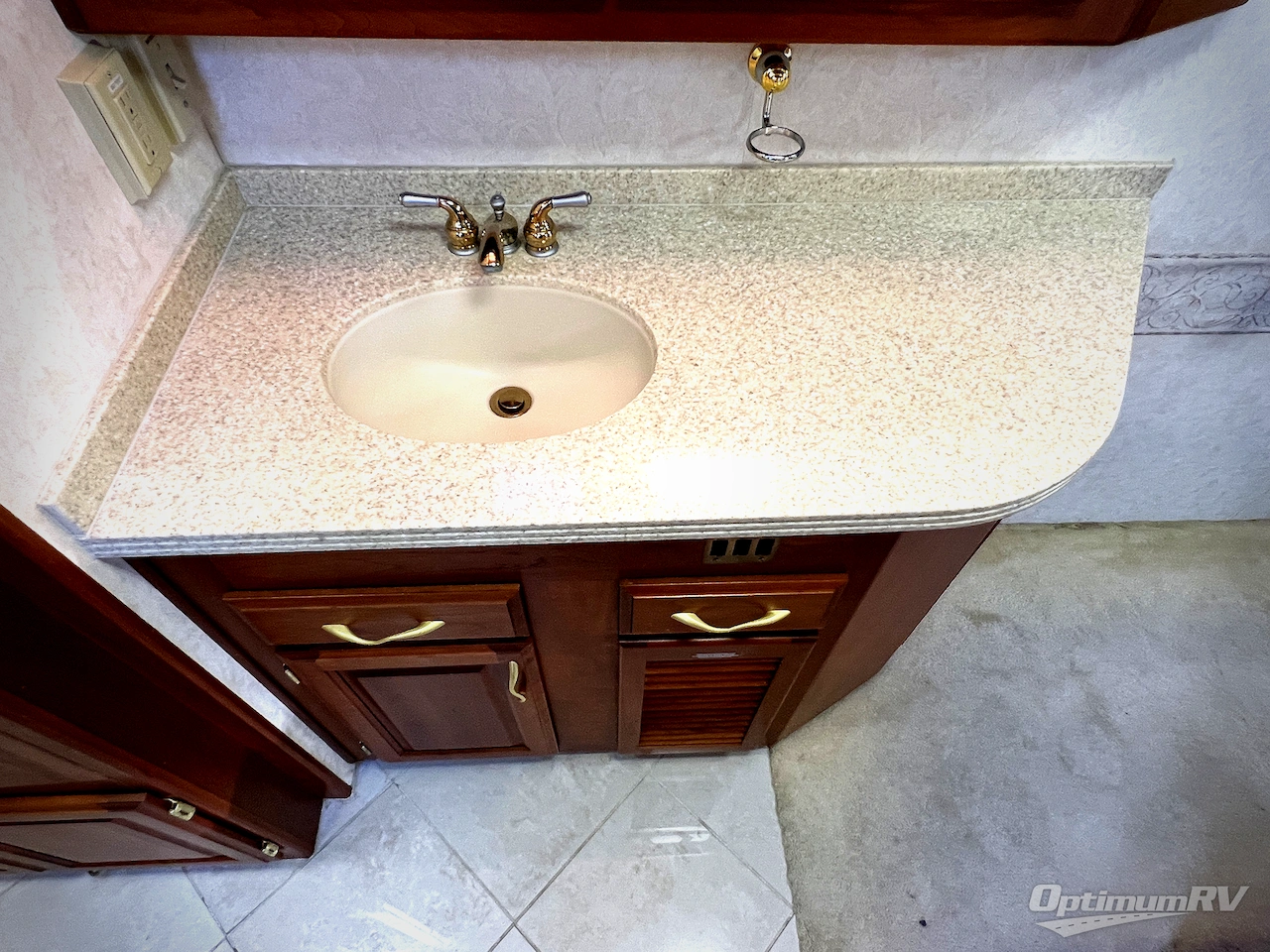 2001 American Coach American Eagle 40EQS Photo 46