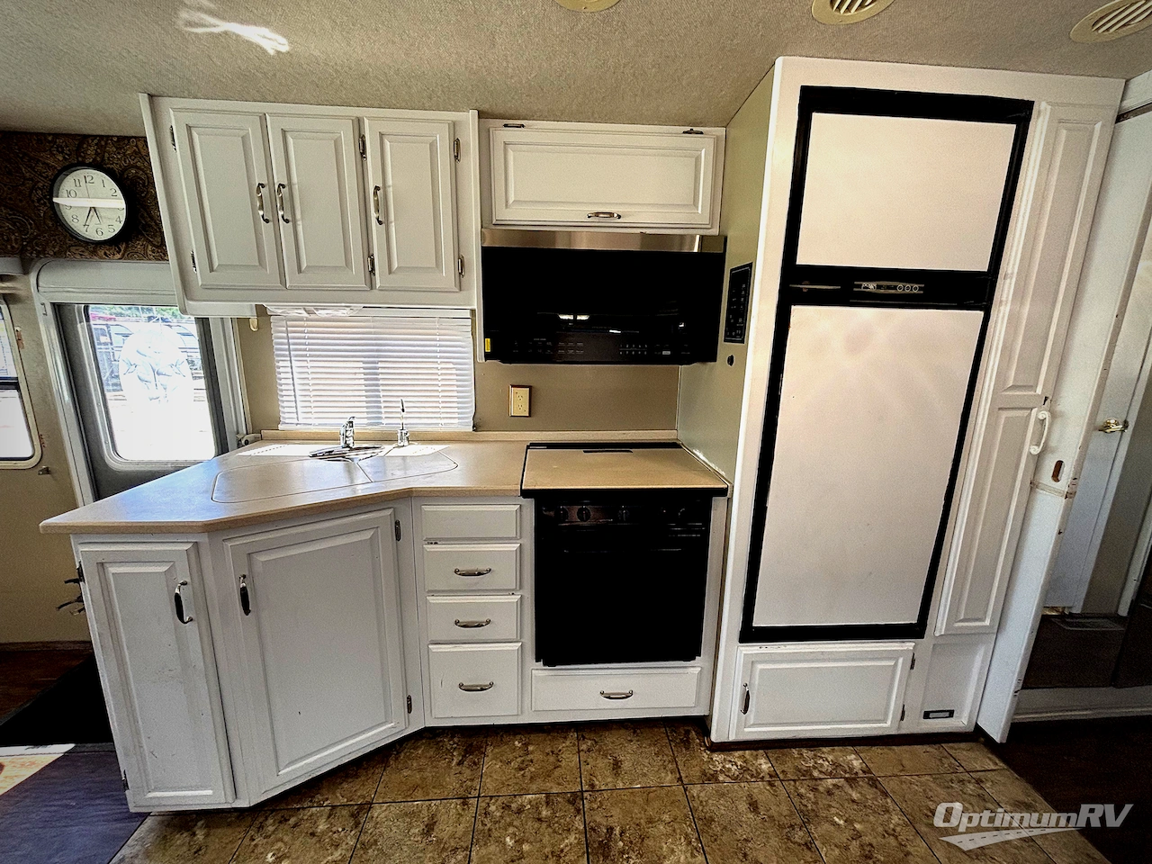 2000 Itasca Suncruiser 32V Photo 8
