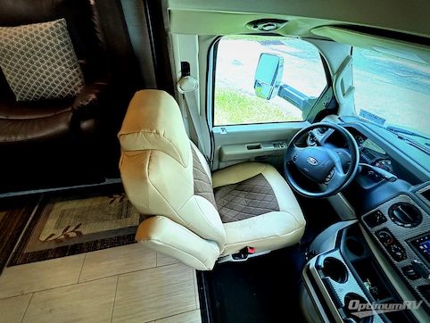 2019 Jayco Greyhawk 29MV RV Photo 2