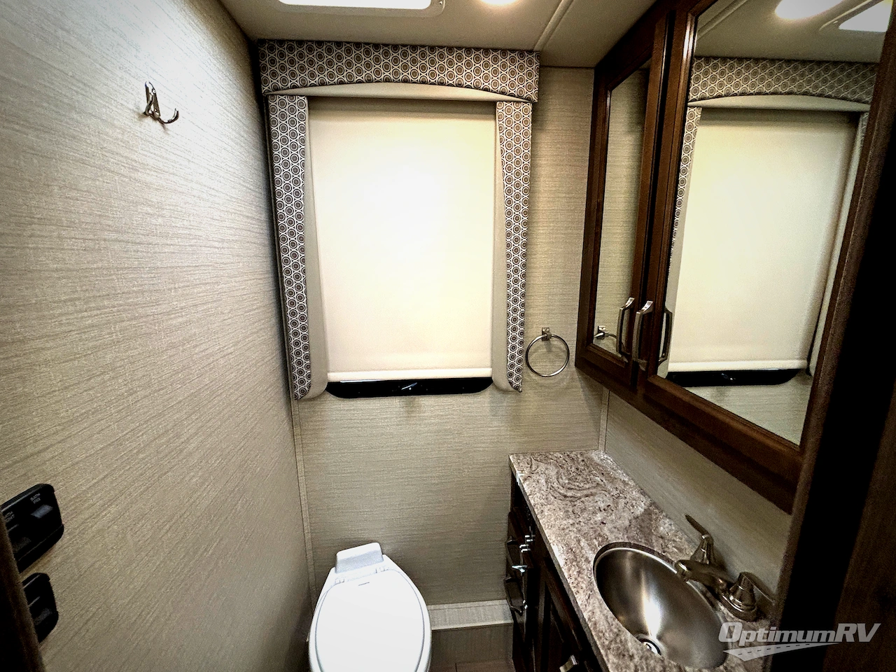 2019 Jayco Greyhawk 29MV Photo 17