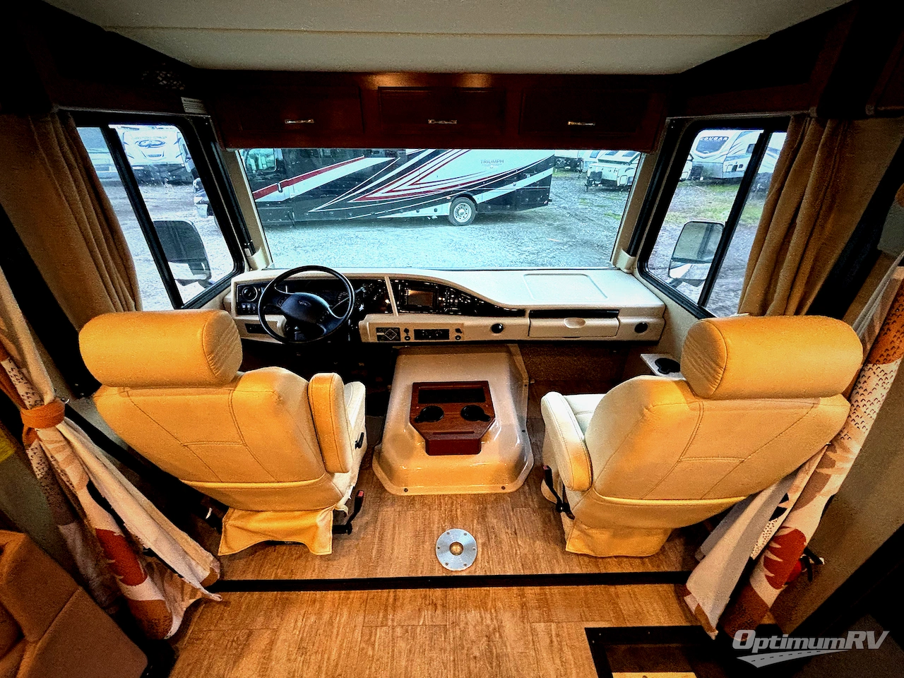 2018 Holiday Rambler Vacationer XE 32A Photo 6