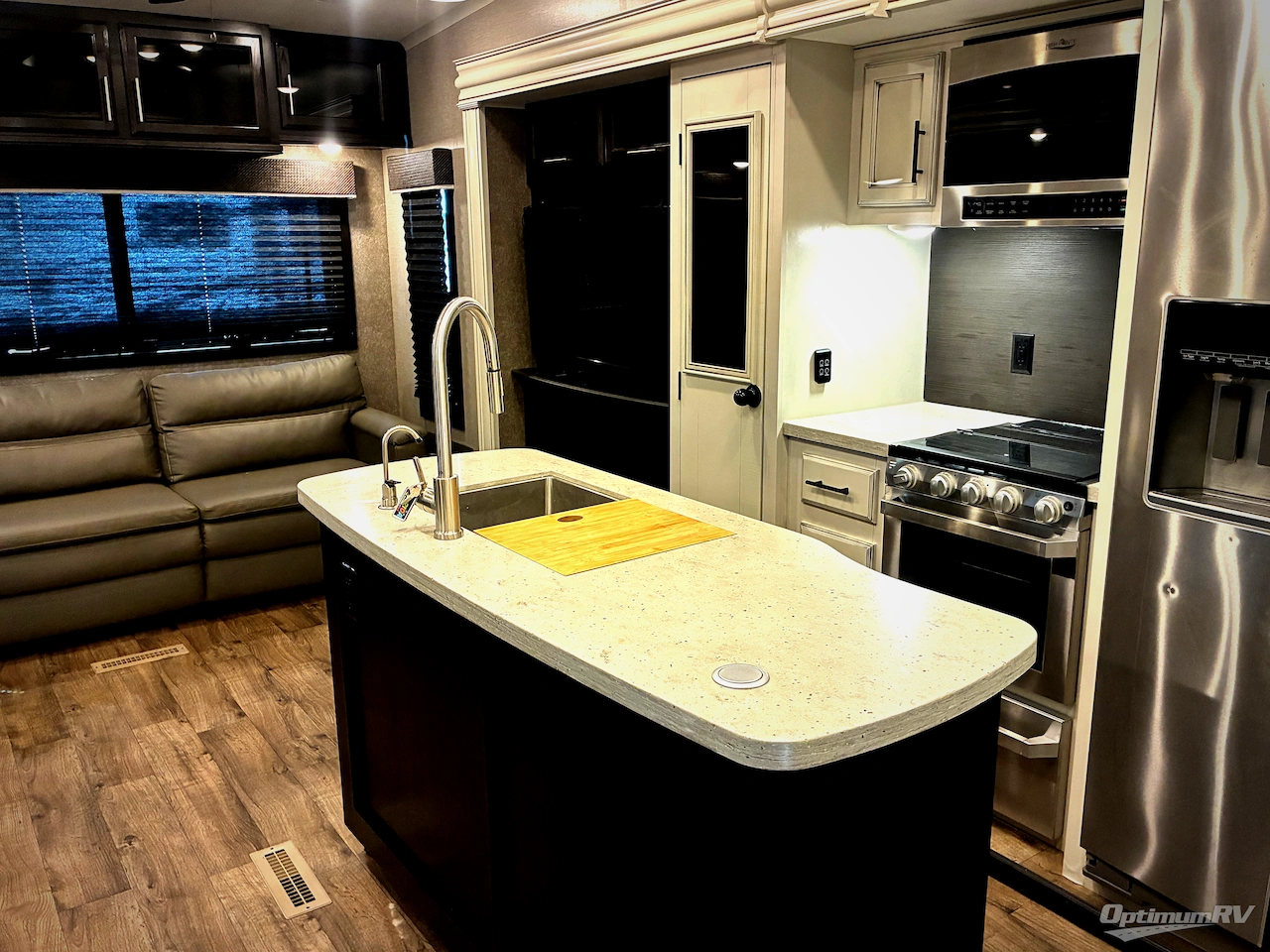 2021 Jayco Eagle 355MBQS Photo 5